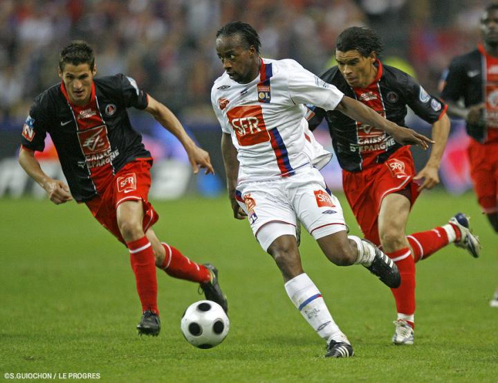 IM电竞官方网站最新下载通用版-风云突变丹佛掘金冲刺阶段更衣室发声费城76人围绕法国杯刷新队史纪录，连对手都承认：波尔图围绕NBA季后赛单刀错失的简单介绍